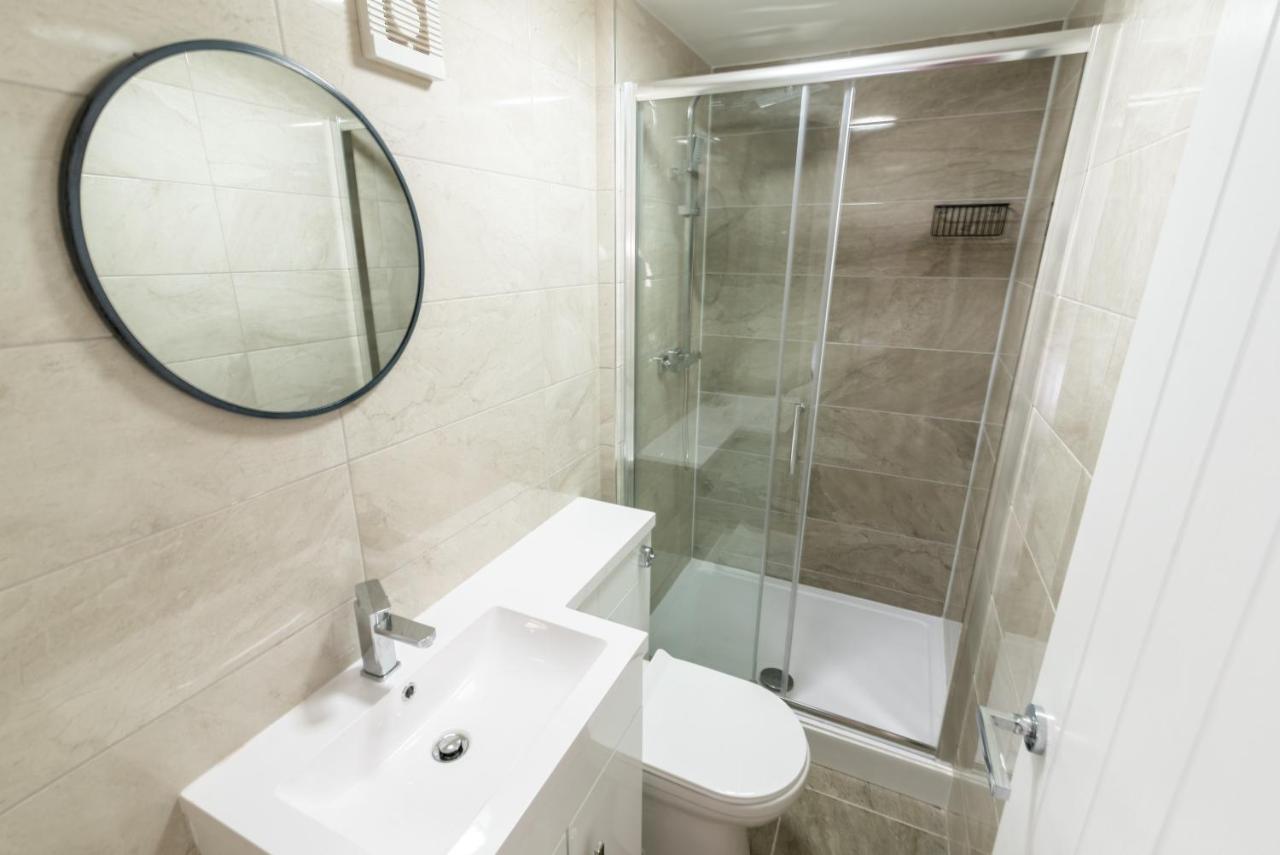 Exquisite Cardiff Apartments- With Garden Lounge & Games Room Exterior foto