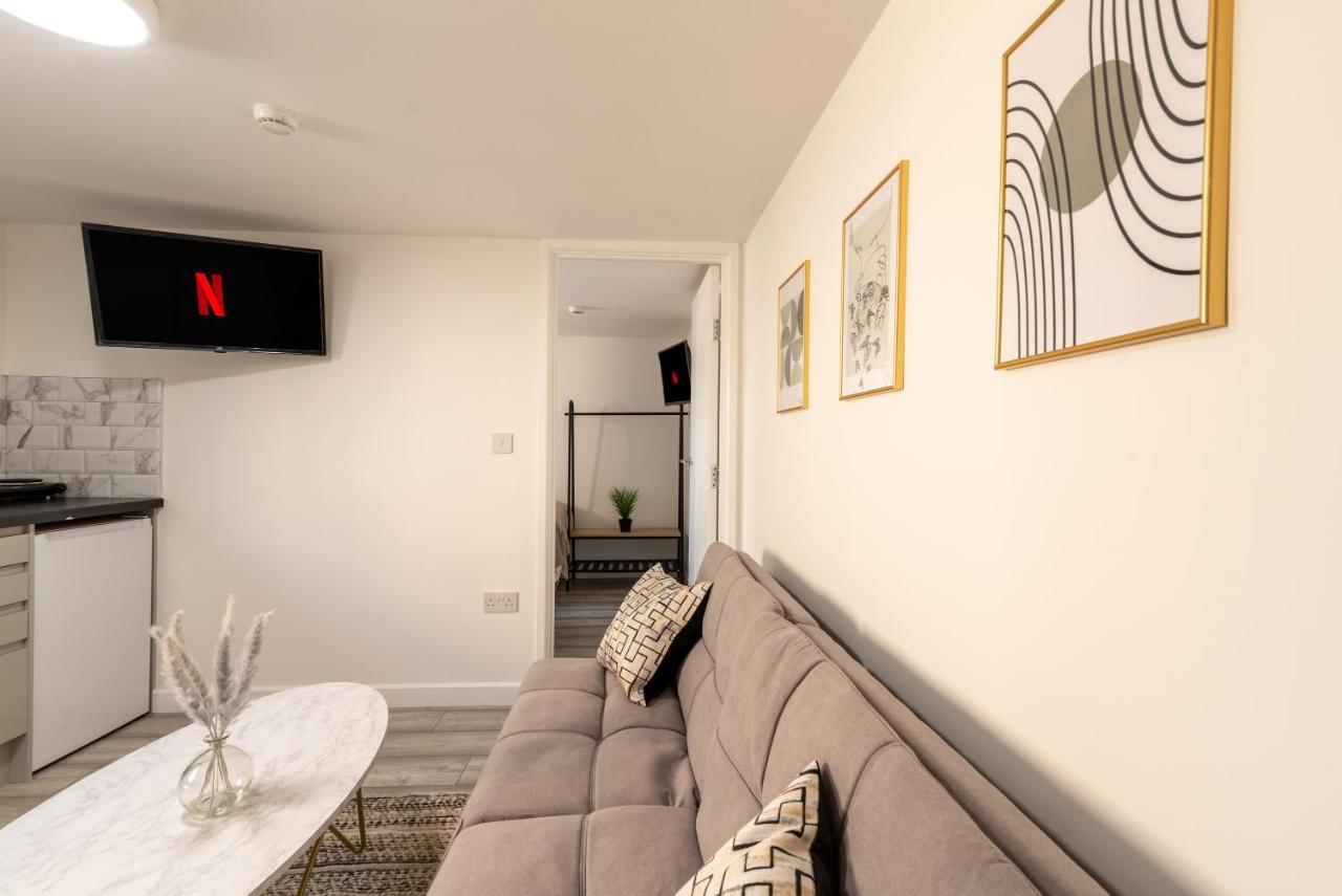 Exquisite Cardiff Apartments- With Garden Lounge & Games Room Exterior foto