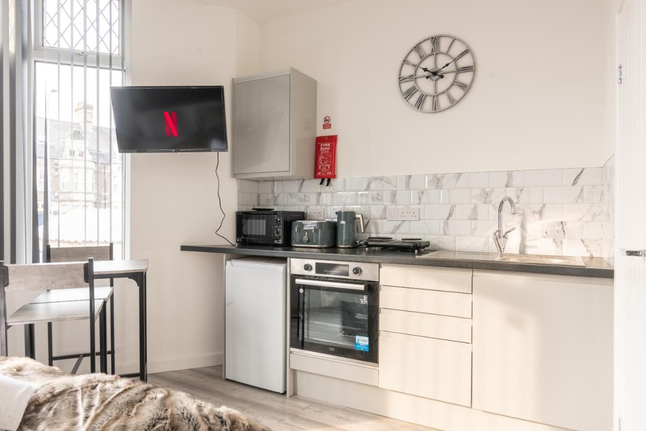 Exquisite Cardiff Apartments- With Garden Lounge & Games Room Exterior foto
